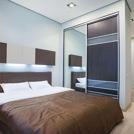 Navit Apartments With Breakfast, Near The Railway Station, The City Center And The Park كييف المظهر الخارجي الصورة