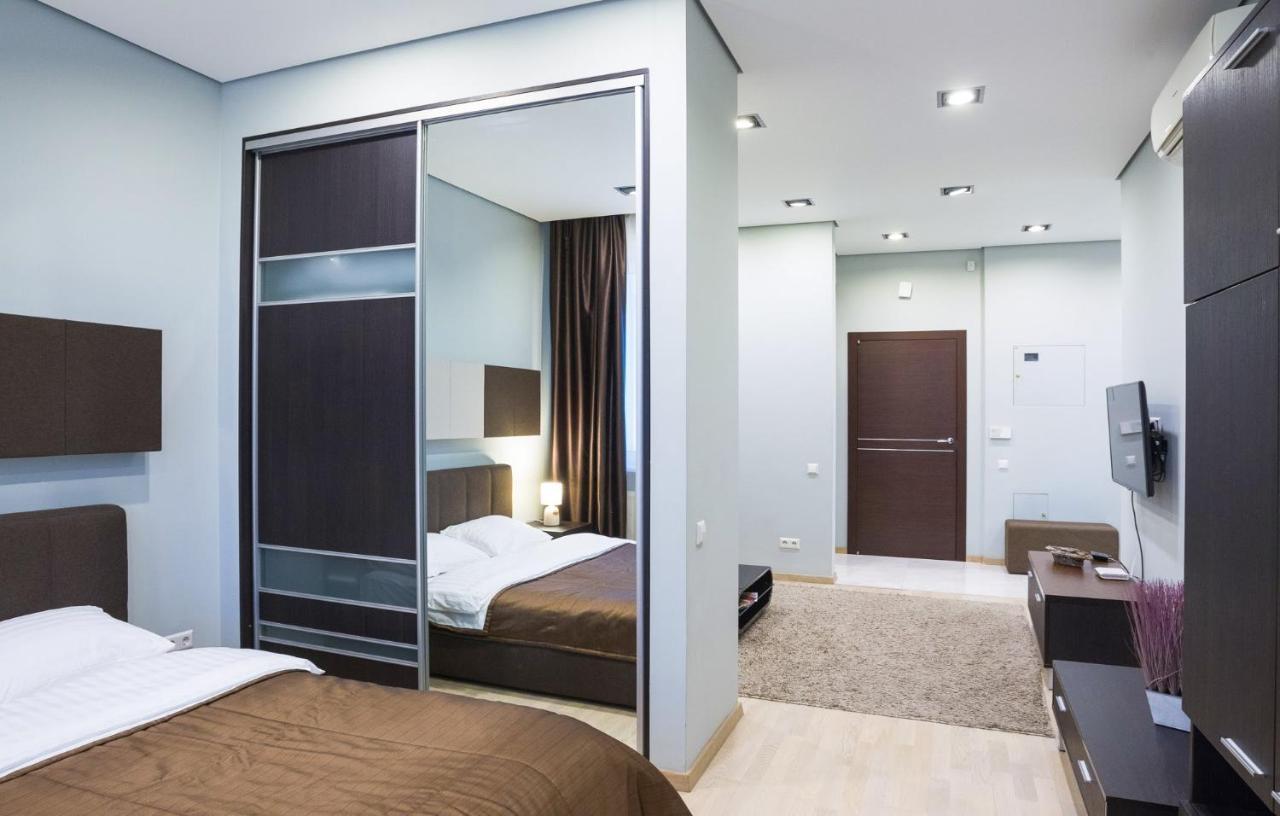 Navit Apartments With Breakfast, Near The Railway Station, The City Center And The Park كييف المظهر الخارجي الصورة